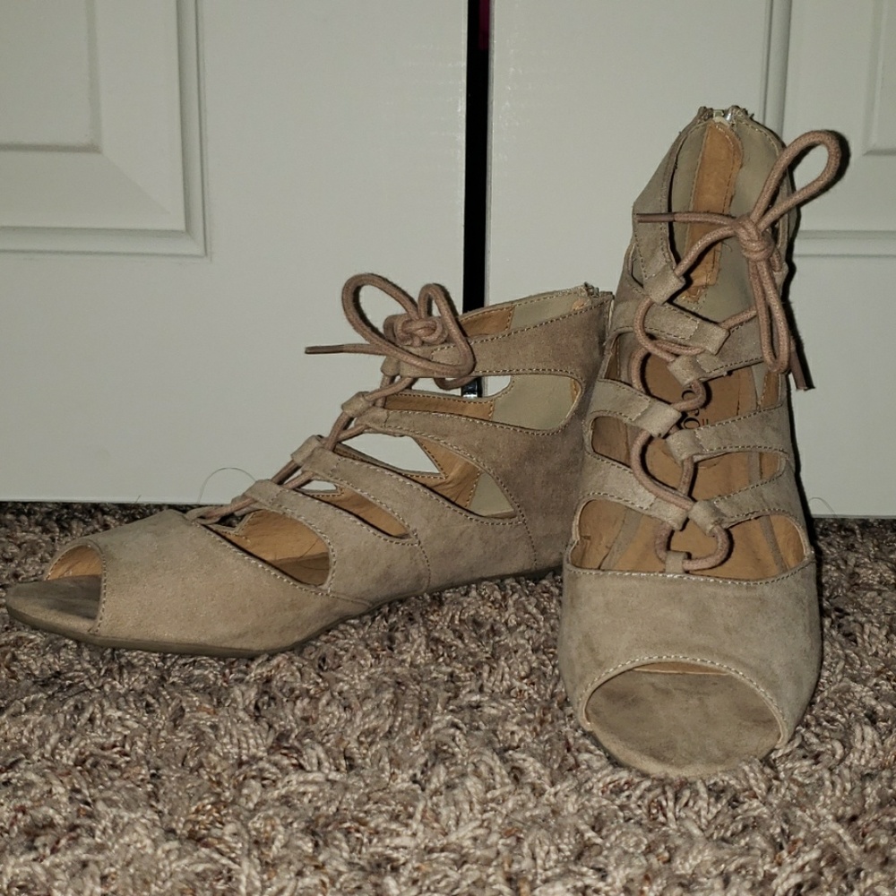 Womens flats